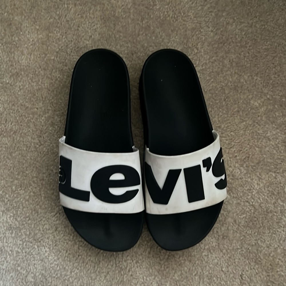 Black and white platform Levi slides